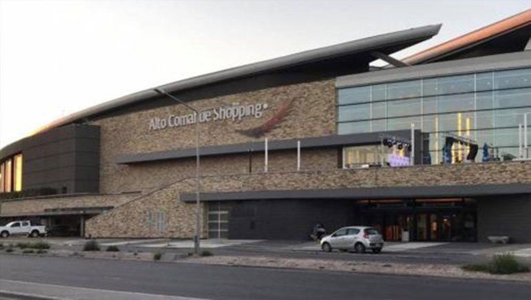 IRSA anunció restricciones de horarios en sus centros comerciales, incluido el Alto Comahue Shopping de Neuquén.