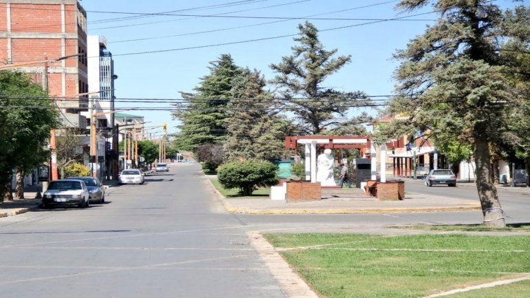 Las calles de Zapala también están sin un alma.