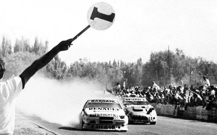 Traverso vivió uno de los momentos más espectaculares de la historia del automovilismo argentino.