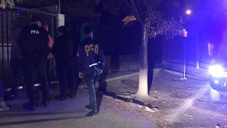 Otra vez un grupo de adolescente rompió el aislamiento en Zapala.