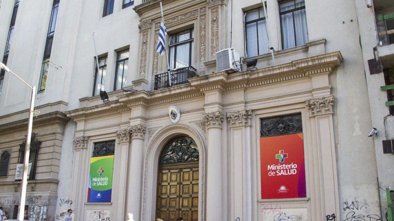 Uruguay: renunciaron más de 20 funcionarios de Salud en 
