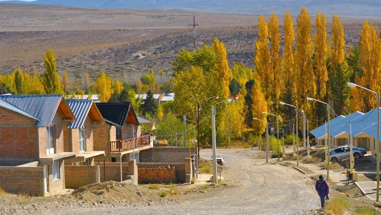 El otoño en las calles de Mariano Moreno.