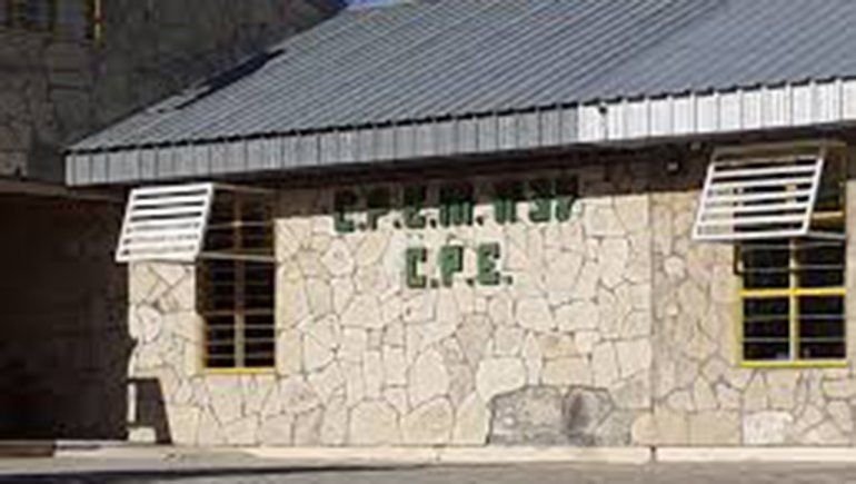 Escuela de Mariano Moreno, a donde Ángela está cursando su secundaria.