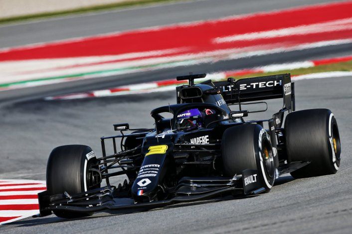 Renault confirmó que seguirá en la F1 gracias a las nuevas regulaciones económicas y técnicas que anunció la FIA días pasados.