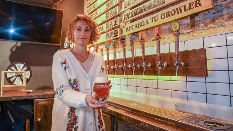 Elbia Coria– Encargada y socia en Cervecería Ogham