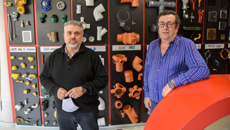 Santiago Simionati (fundador) y Diego Guzmán Fundador (Gerente General) en Sakura