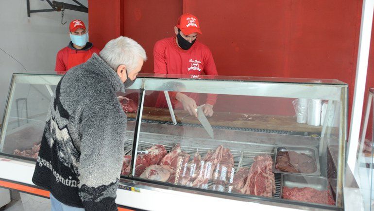 Arquero del Rojo se le planta al coronavirus