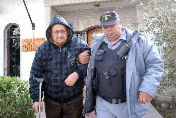 Héctor Mendoza fue jefe de la comisaría Cuarta de Cutral Co durante la dictadura. En agosto de 2010 fue detenido en Paraguay donde se había fugado. En 2013, la comisaría fue señalizada como sitio de la memoria