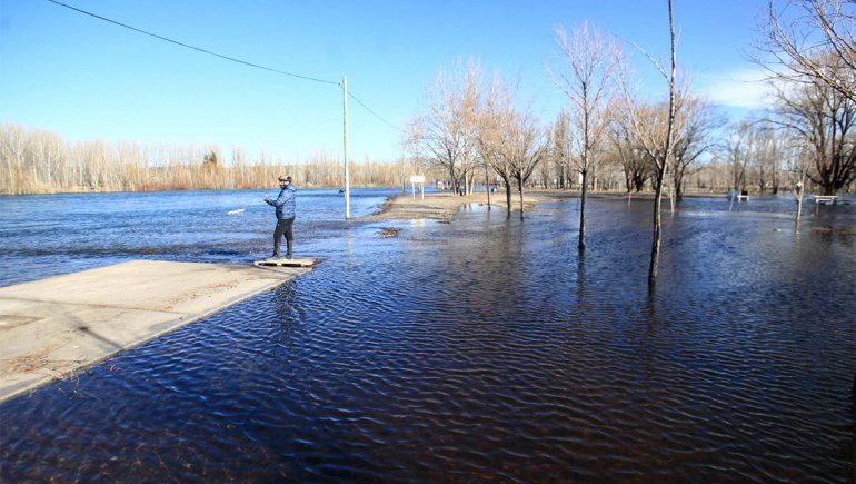 La crecida del Río Limay.