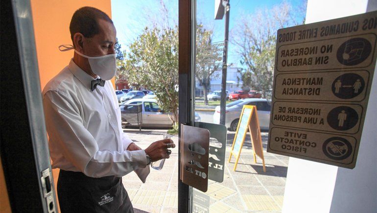 Reapertura de bares y restaurantes.