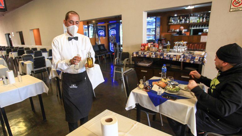 Reapertura de bares y restaurantes.