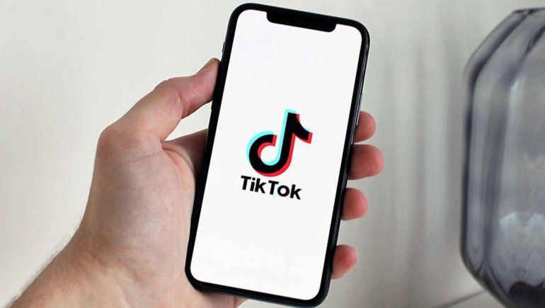 Según la Casa Blanca, TikTok capta automáticamente "grandes cantidades de información" de sus usuarios.