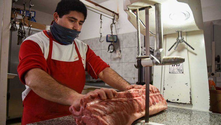 Con un aumento por venir, cae la venta de asado y sube la de puchero