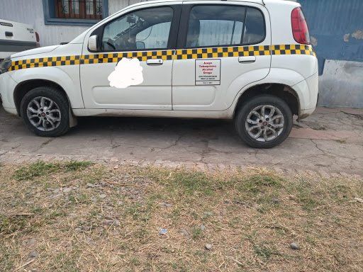 El taxista fue detenido porque su versión no les cerraba a los investigadores. Encontraron pruebas clave.