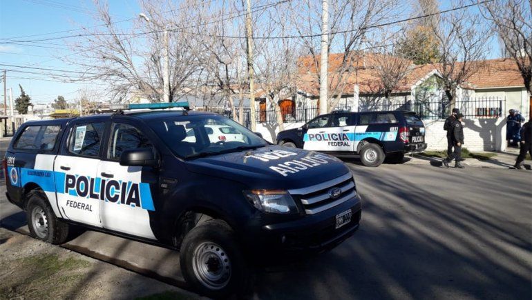 Día de las Infancias: la Federal donó juguetes y alimentos a un hogar