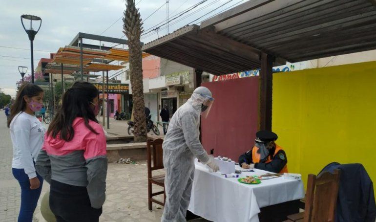 En los primeros testeos en Santiago del Estero detectaron a un remisero que había perdido el olfato y fue trasladado al hospital.