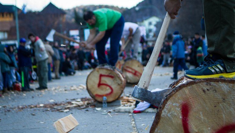 Una serie con los mejores hacheros de San Martín