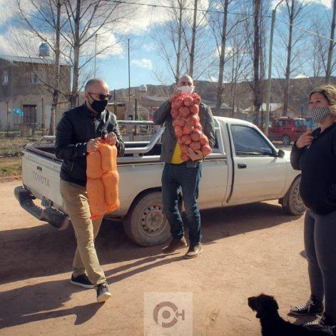 Antes de estar en aislamiento, participaba de entrega de donaciones.