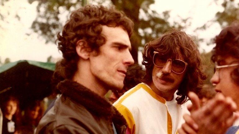 A 40 años de la mítica unión de Charly y Spinetta en el escenario A 40 años de la mítica unión de Charly y Spinetta en el escenario
