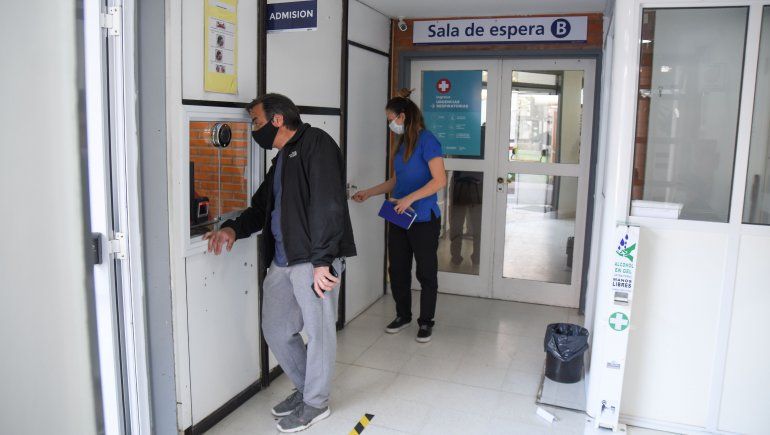 Cayó 55% la demanda en las guardias por el COVID