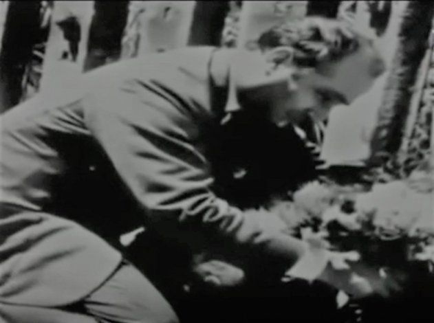 El Chueco y una visita a la tumba de Daniel Urrutia.