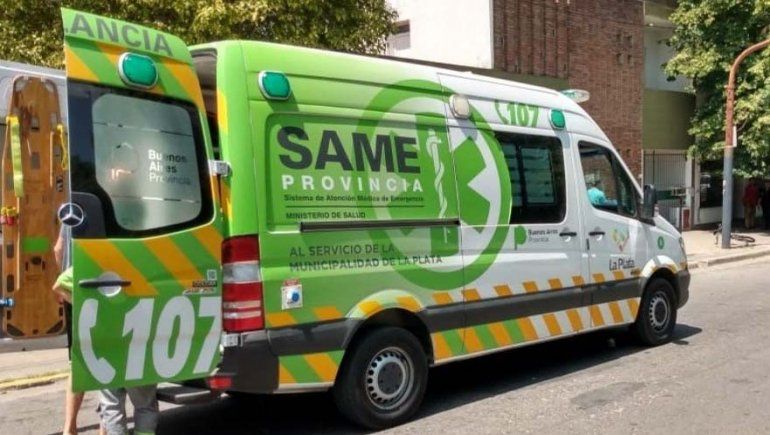 El chico quería grabar un video para Tik Tok y cayó al vacío en un edificio de la ciudad de La Plata.