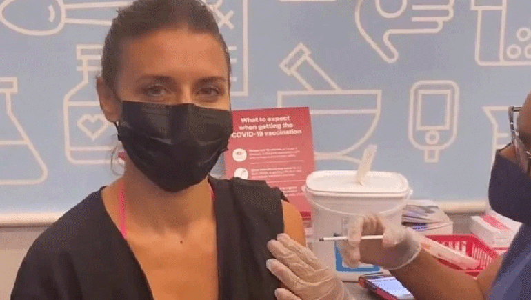 Mariana Brey sintió miedo al vacunarse en Miami