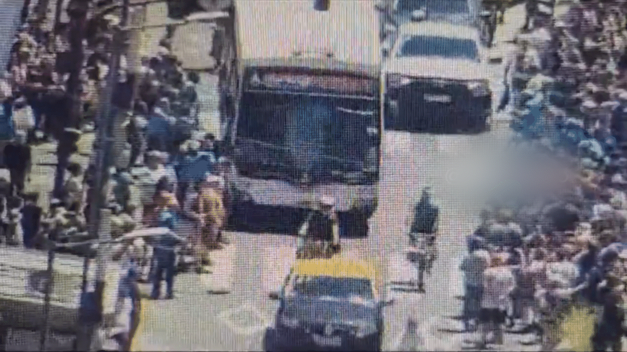 La CGT marchó contra el DNU de Javier Milei y hubo incidentes al cierre