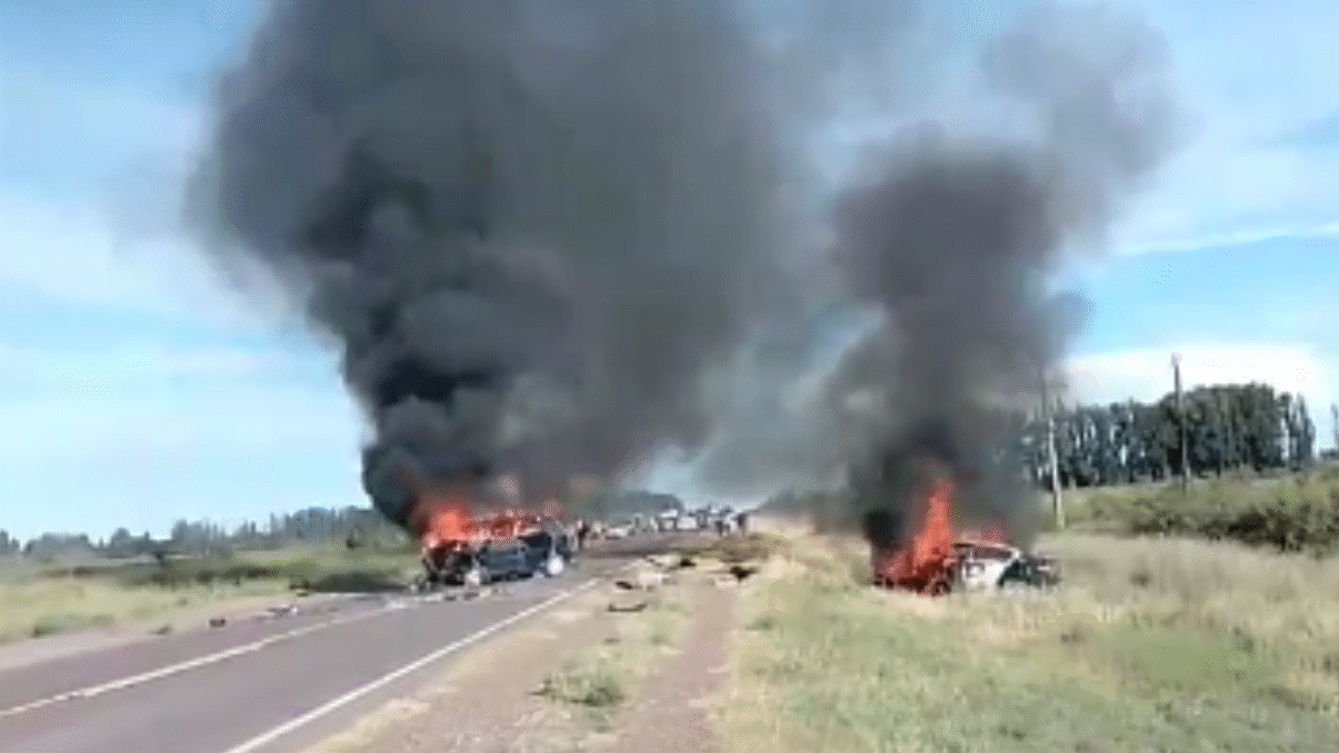 Tres personas murieron en un choque frontal camino a la costa rionegrina