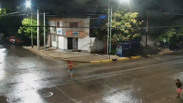 en medio de una discusion por drogas, le perforo un pulmon de un balazo en plena calle de neuquen en medio de una discusion por drogas, le perforo un pulmon de un balazo en plena calle de neuquen