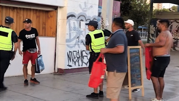 Video: violenta pelea en el Parque Central entre cuchillos