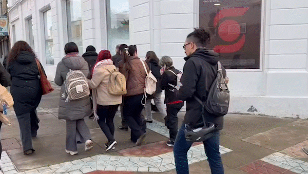 sismo de 7.5 en magallanes: evacuaciones en ushuaia y alerta de tsunami en chile