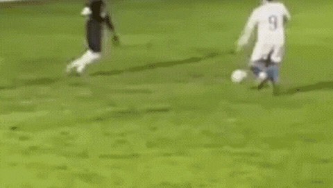 El insólito gol errado en el fútbol regional que recorrió el mundo y se hizo viral