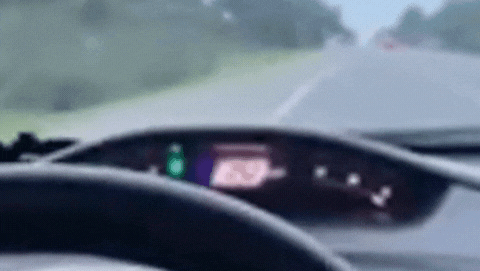 Se filmó manejando a 170 km/h y llevaba a su hijo sin cinturón: la dura sanción que recibió | LM Neuquen Se filmó manejando a 170 km/h y llevaba a su hijo sin cinturón: la dura sanción que recibió