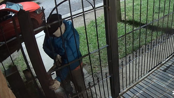 un nuevo robo de la banda del gol rojo pone en alerta a mas barrios un nuevo robo de la banda del gol rojo pone en alerta a mas barrios