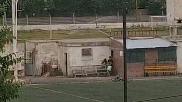 Indignante robo en el Club Unión de Zapala a plena luz del día | LM Neuquen Indignante robo en el Club Unión de Zapala a plena luz del día