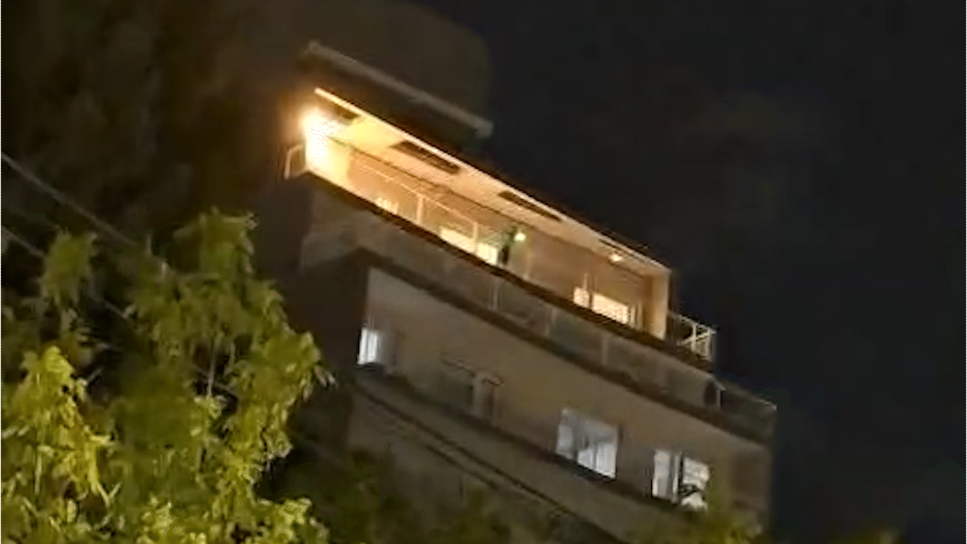 peligro en las calles de neuquen: denuncian que un vecino apunta con un laser a conductores desde un edificio peligro en las calles de neuquen: denuncian que un vecino apunta con un laser a conductores desde un edificio