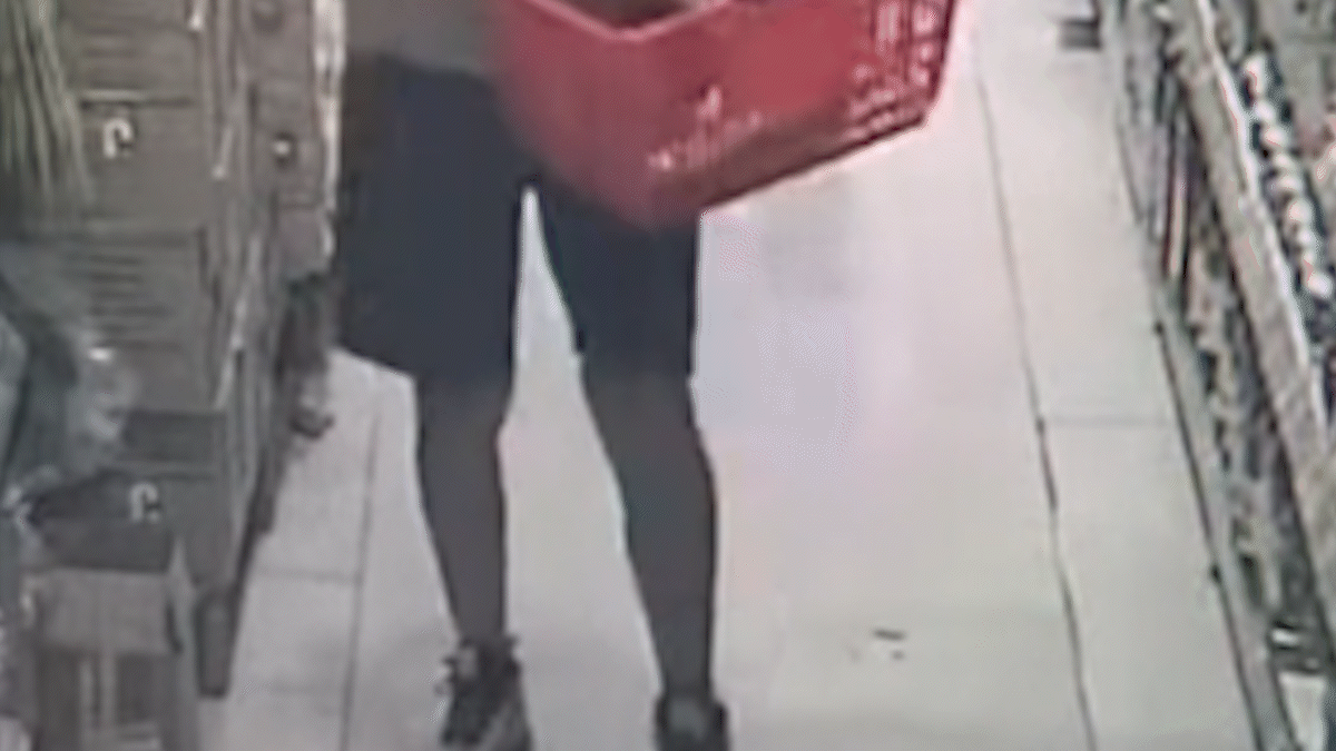 El propietario del supermercado recurrió al escrache, cansado de los reiterados robos.