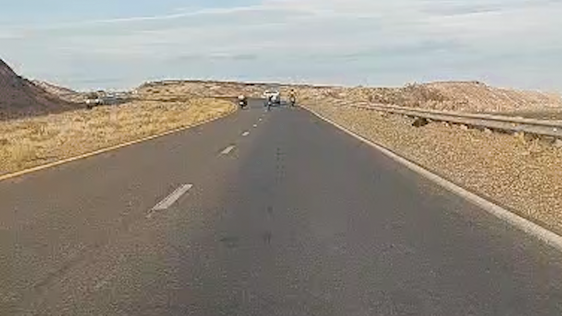 Persecución de alto riesgo entre Senillosa y Centenario: un policía fracturado y el sospechoso prófugo | LM Neuquen Persecución de alto riesgo entre Senillosa y Centenario: un policía fracturado y el sospechoso prófugo