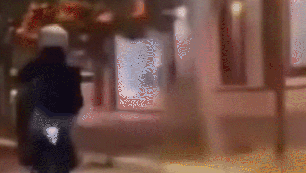 Se filmaba mientras cruzaba los semáforos en rojo haciendo willy sobre una moto robada | LM Neuquen Se filmaba mientras cruzaba los semáforos en rojo haciendo willy sobre una moto robada