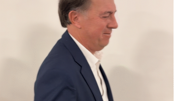 Luis Bertolini denunció un intento de golpe tras el fallo judicial y habló de persecución | LM Neuquen Luis Bertolini denunció un intento de golpe tras el fallo judicial y habló de persecución