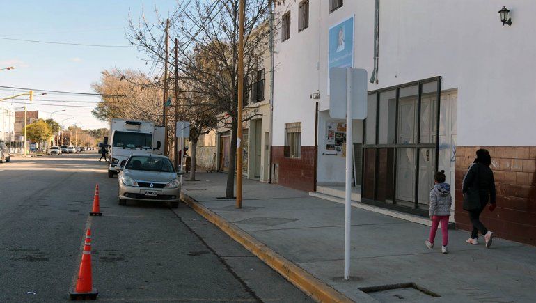 Un jardín de luto por la muerte de una niña de 5 años