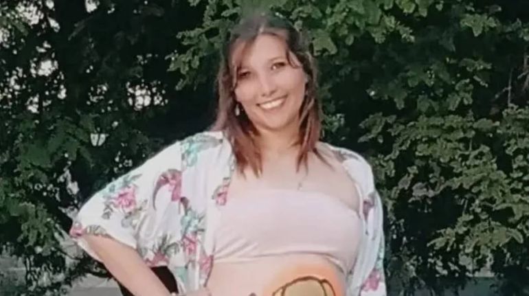 Fue a parir al hospital, por un paro del personal tardaron en atenderla y murió