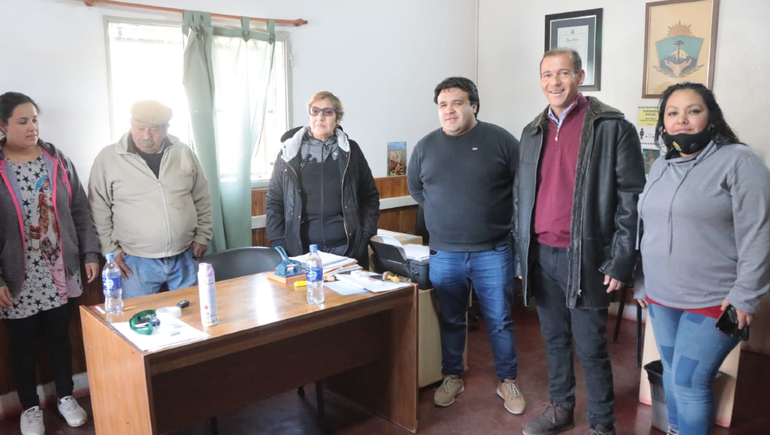 Gutiérrez anunció la construcción de 50 casas antisísmicas en Sauzal Bonito
