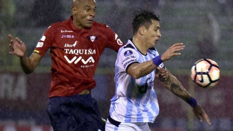 Atlético Tucumán ganó en su casa y sigue con vida en la Libertadores