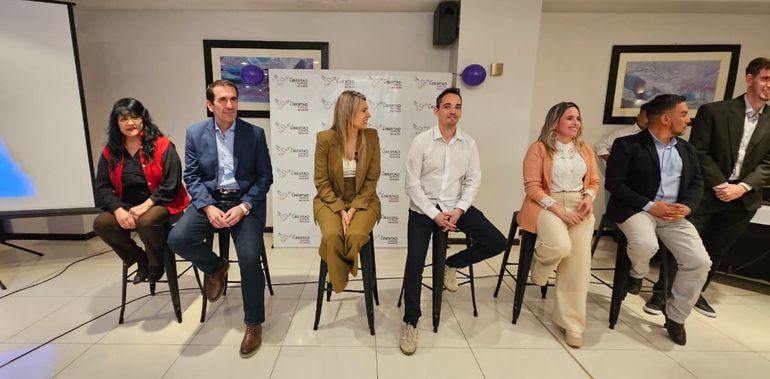 El acto contó con la presencia de referentes de toda provincia, afiliados y simpatizantes. El acto contó con la presencia de referentes de toda provincia, afiliados y simpatizantes.