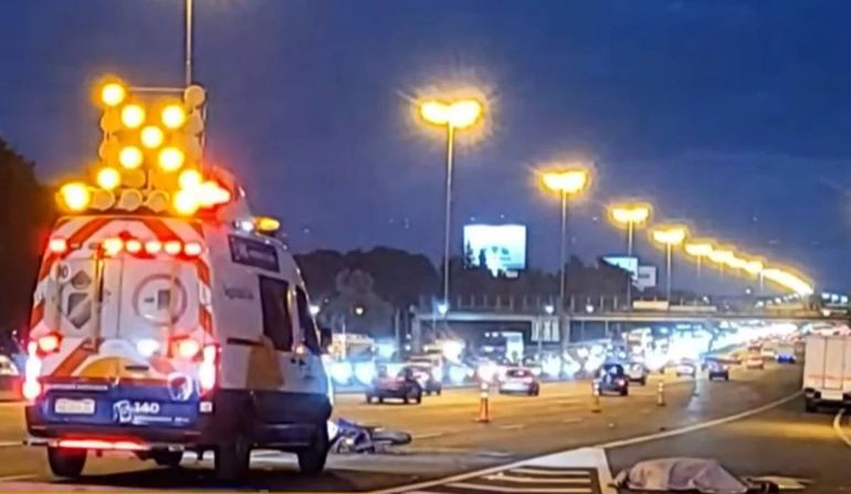 Grave accidente en la Panamericana: un muerto tras chocar contra un camión