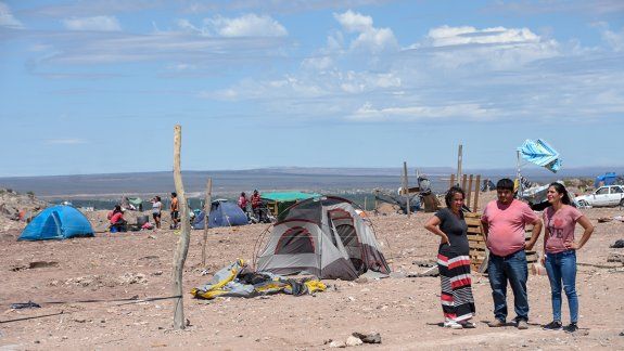 La toma complica al parque industrial de Vaca Muerta