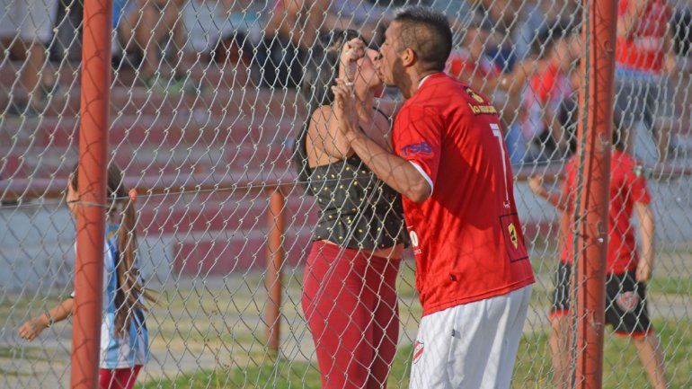 Santi y su compañera