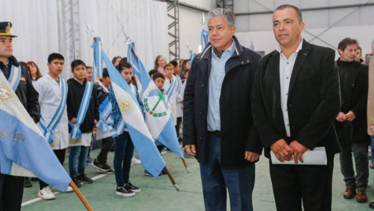Rolando Figueroa junto al presidente de la Comisión de Fomento El Sauce, Edgardo Torres. Rolando Figueroa junto al presidente de la Comisión de Fomento El Sauce, Edgardo Torres.